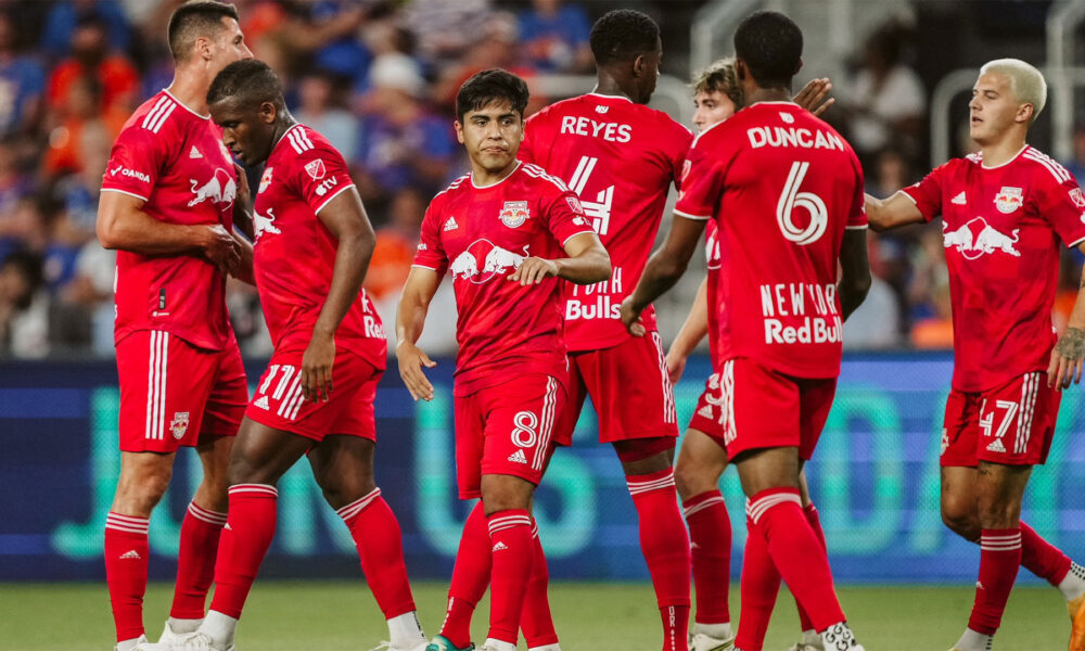 Reds celebrate Fiesta Rojos in Cincinnati